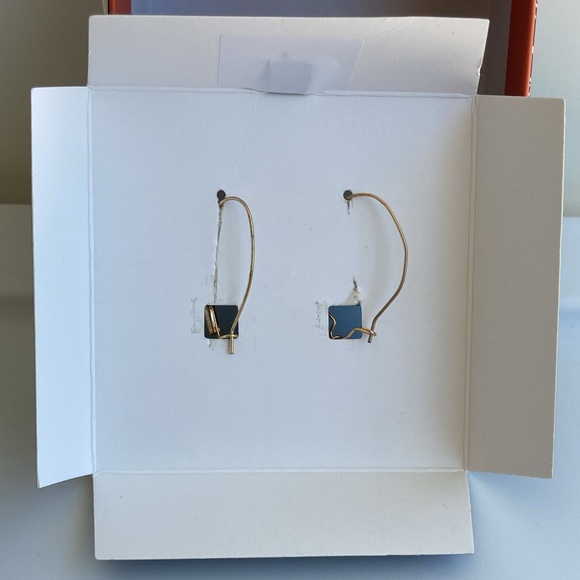 Betsey Johnson Glow in the Dark Ghost dangle earrings - Picture 2 of 3